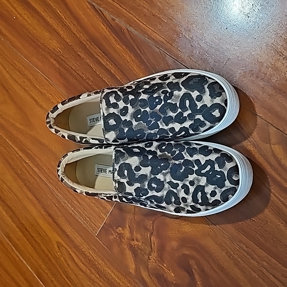 Steve Madden Women's Gills Leopard Print Platform Sneakers Sz 8.5 GUC
